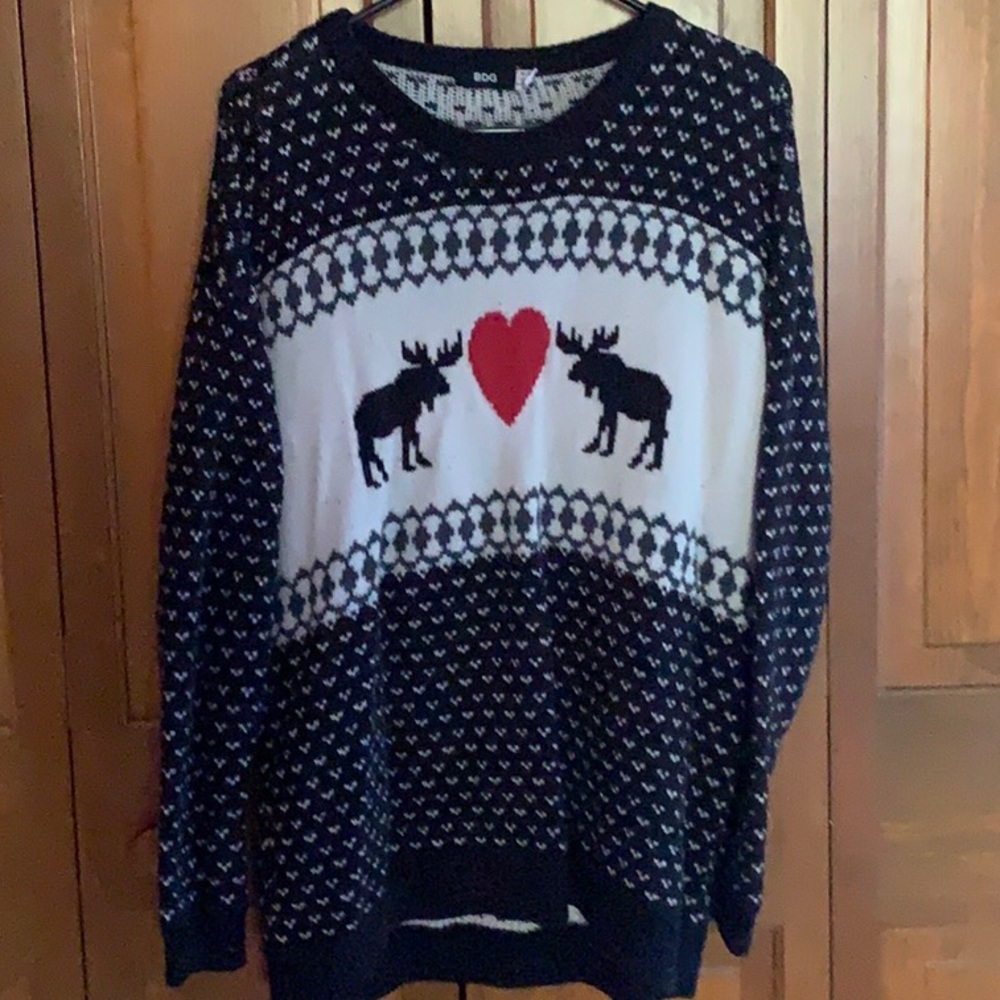 BDG Oversized Sweater Medium